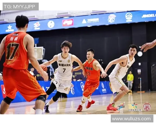 上海篮球队在挑战赛中的灵活性表现分析与点评